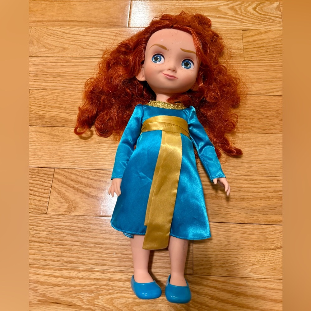 Disney Brave Merida 15" Animator Doll Blue Dress